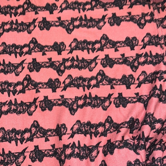 LuLaRoe Leggings - Picture 4 of 5